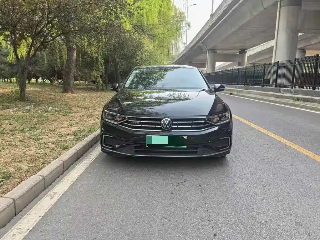 Volkswagen Magotan GTE PHEV 2023 из CN, фото 8