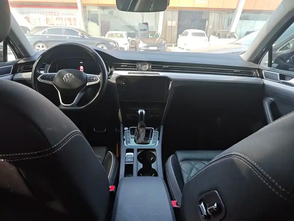 Volkswagen Magotan GTE PHEV 2023 из CN, фото 10