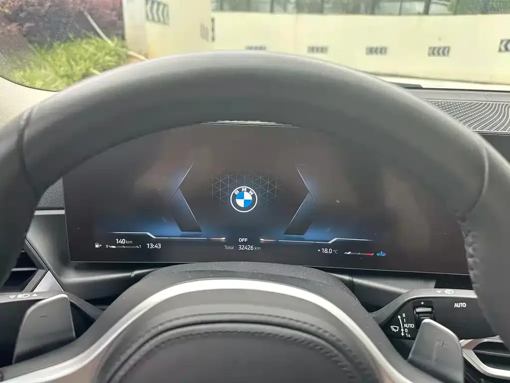 BMW 3 Series 2023 из CN, фото 8
