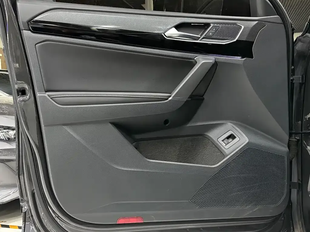 Volkswagen Tayron X 2021 из CN, фото 6