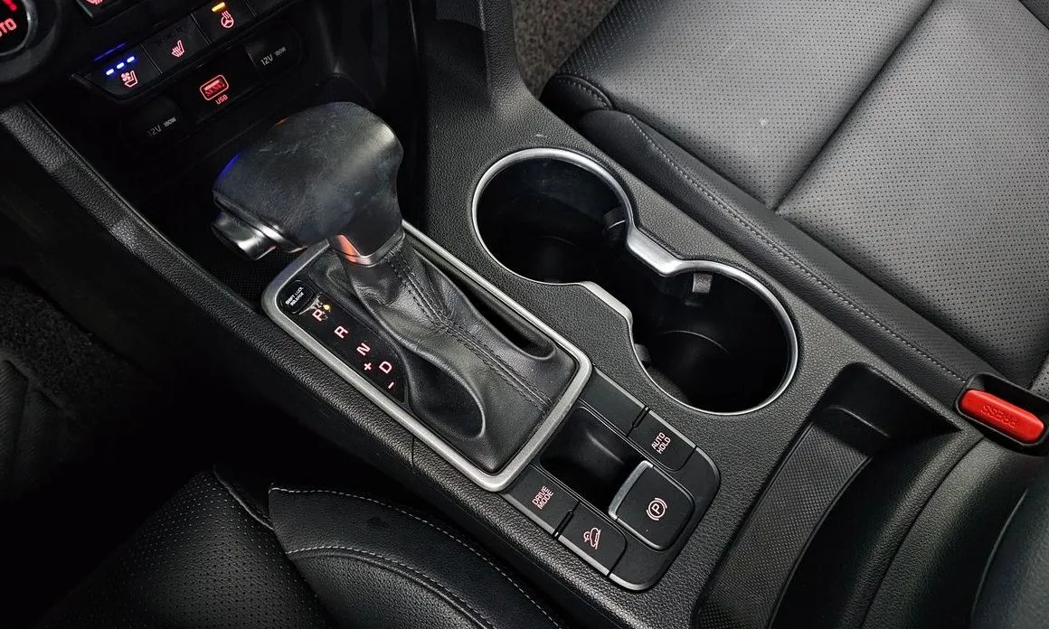 Kia Sportage — фото 7