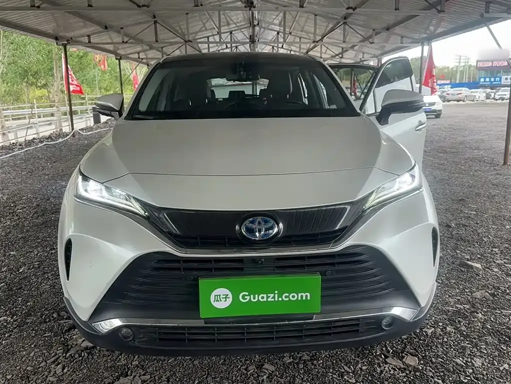 Toyota Harrier — фото 8