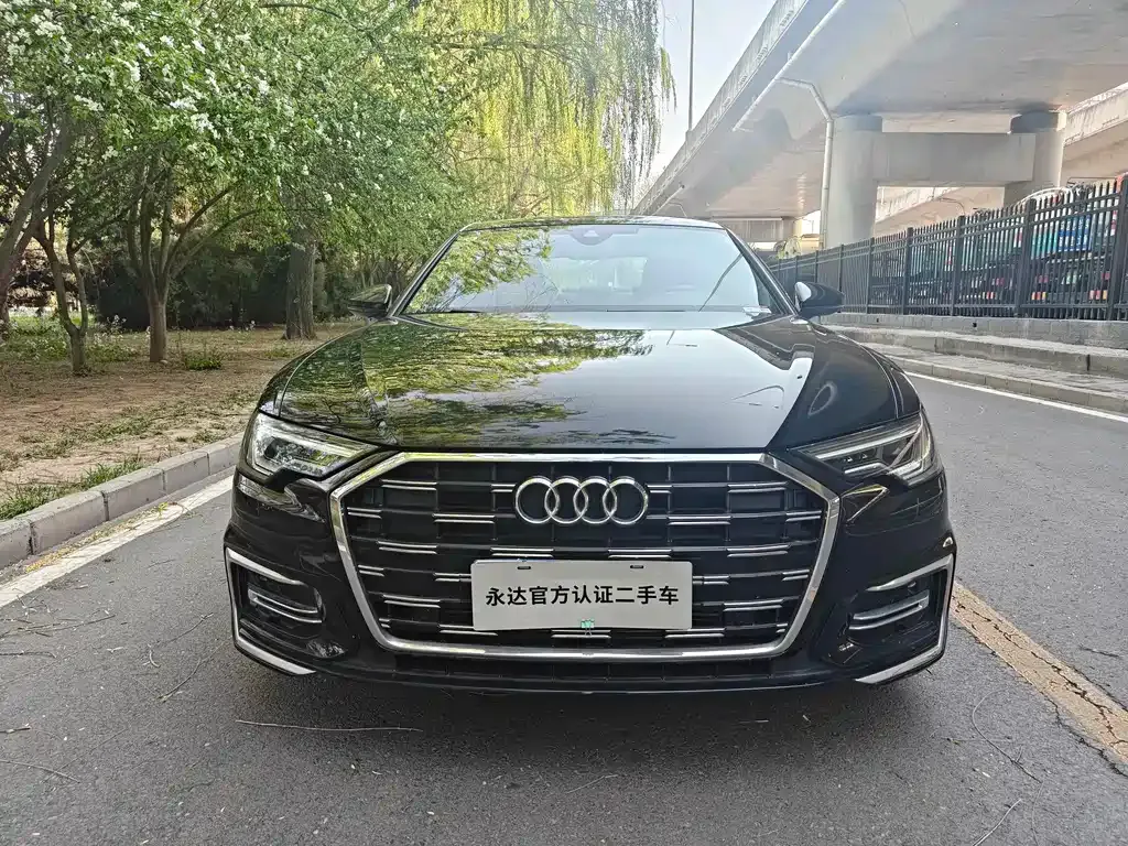 Audi A6L — фото 10