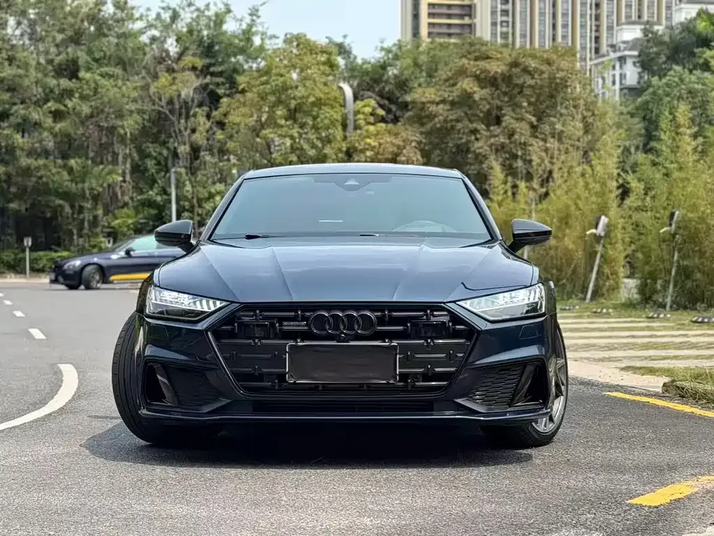 Audi A7L — фото 10