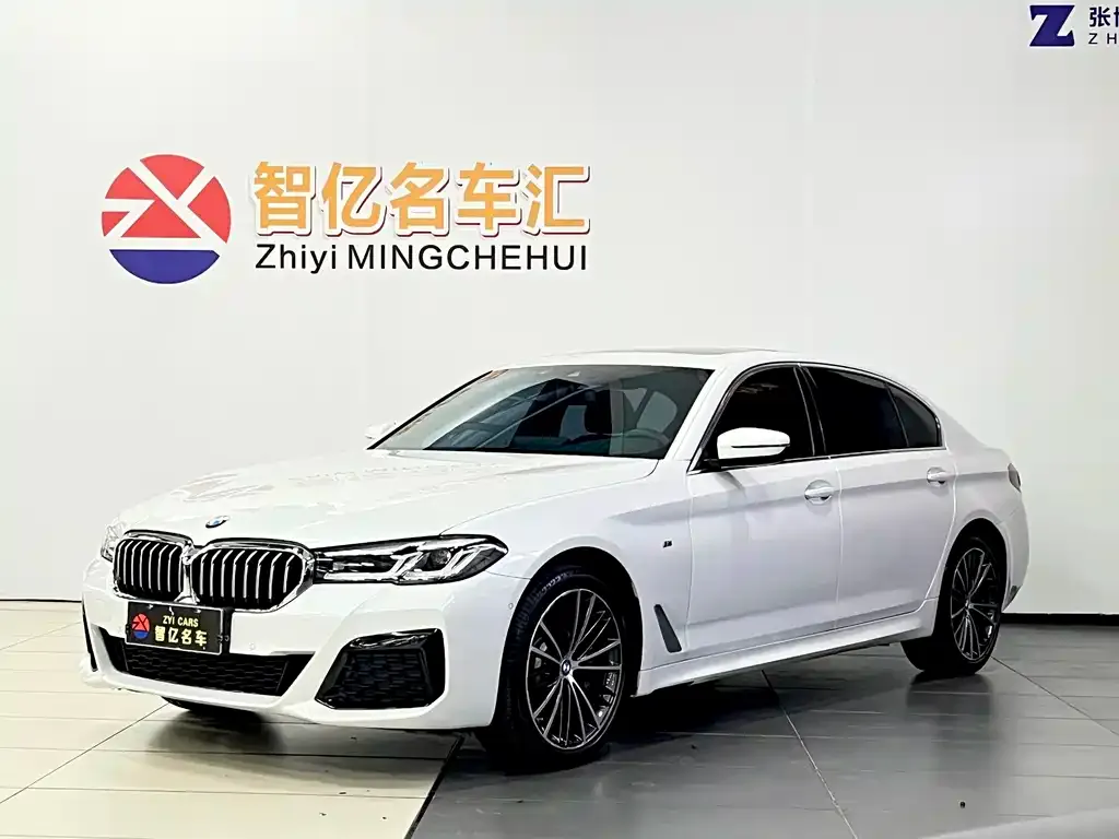 BMW 5 Series — фото 1