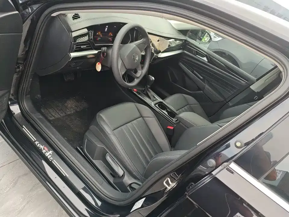 Volkswagen Passat — фото 6