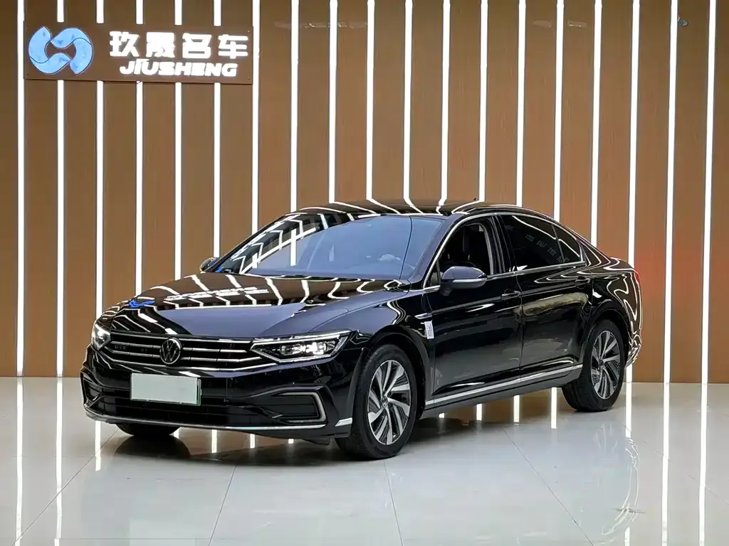 Volkswagen Magotan GTE PHEV 2023 из CN, фото 1