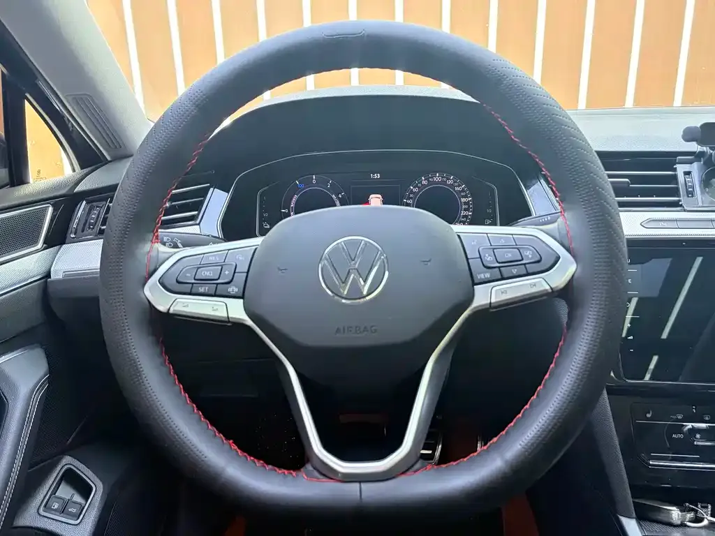 Volkswagen Magotan GTE PHEV 2023 из CN, фото 7