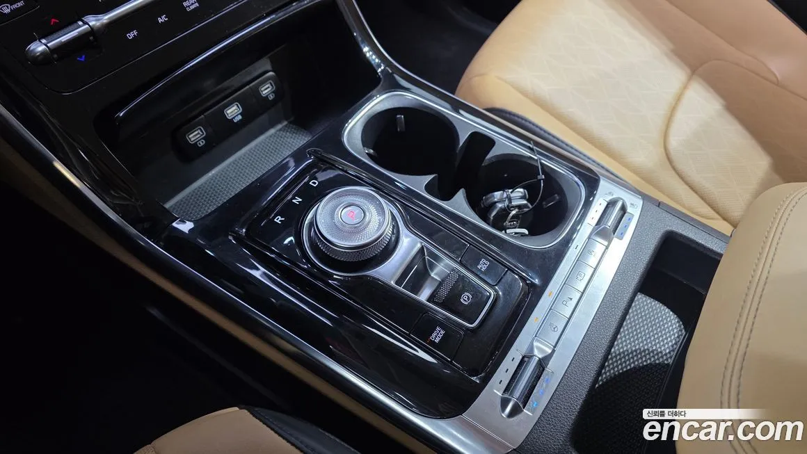 Kia Carnival — фото 10
