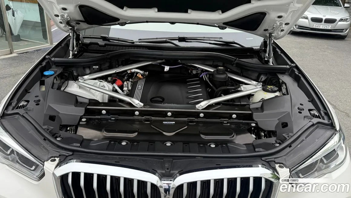 BMW X5 — фото 2