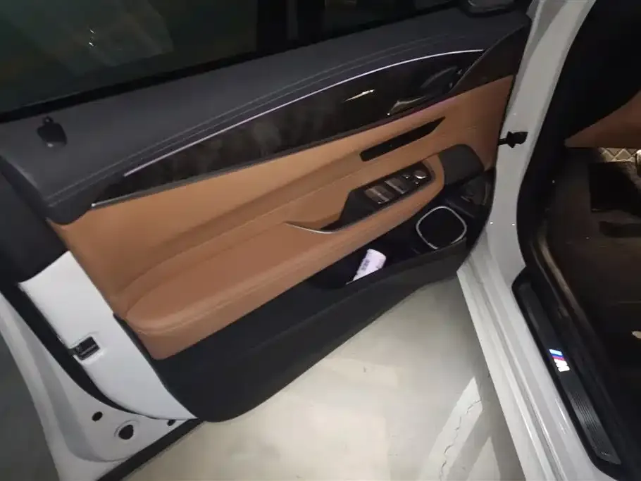 BMW 6 Series GT — фото 8