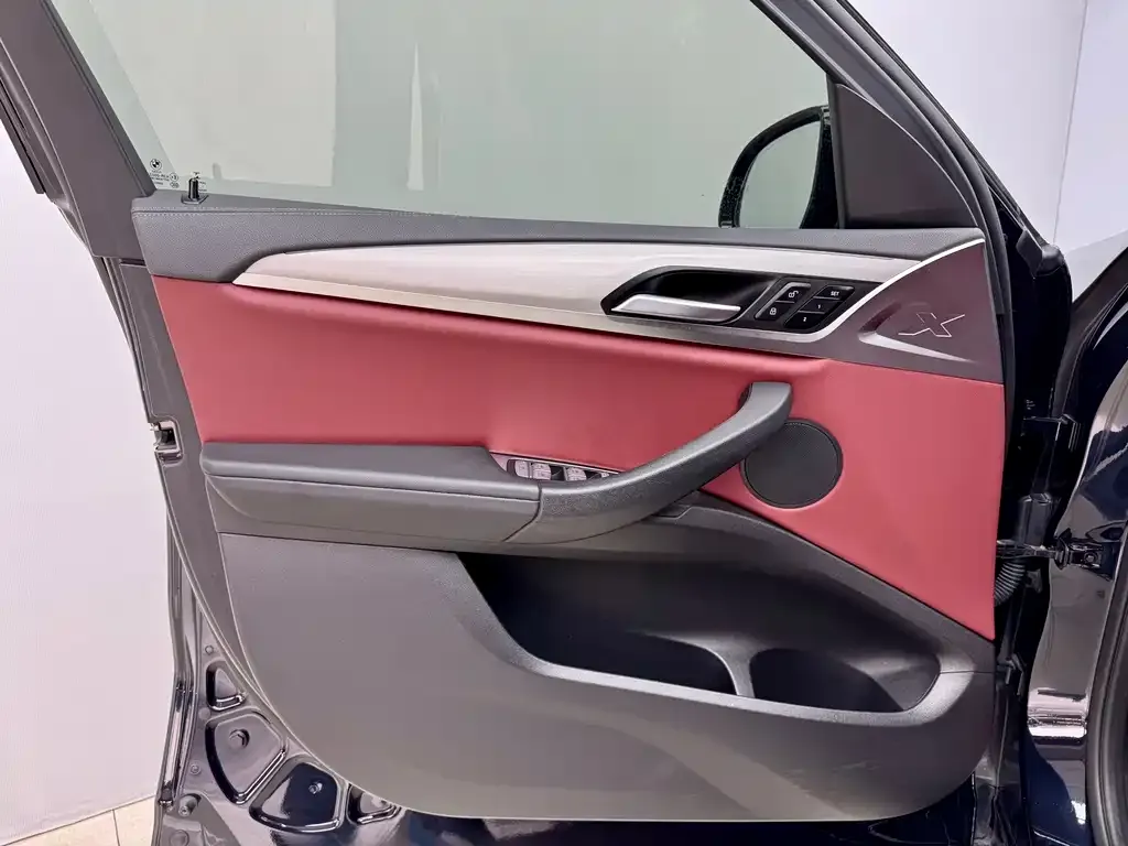 BMW X4 2022 из CN, фото 8
