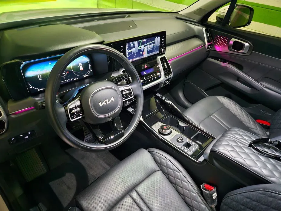 Kia Sorento — фото 10