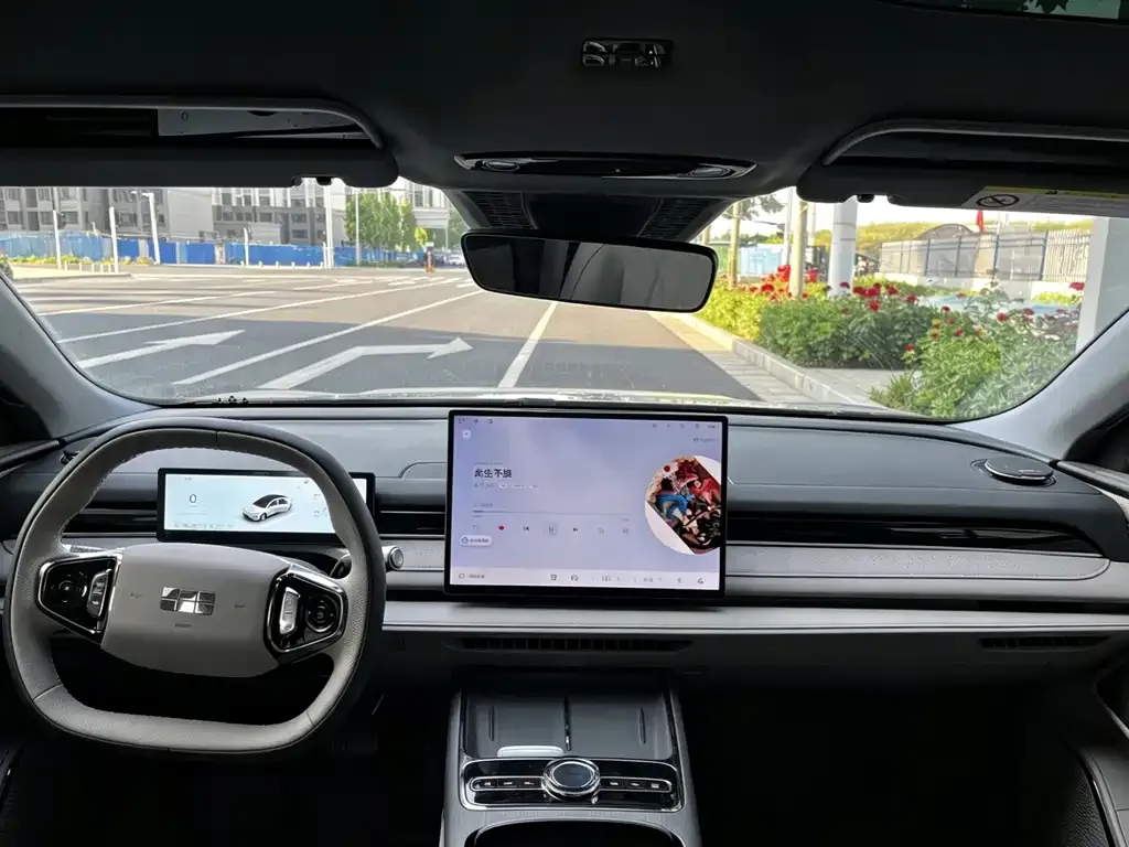 Geely Galaxy Xingyao 8 2025 из CN, фото 5