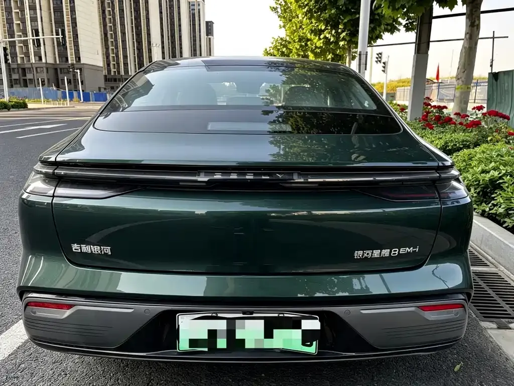 Geely Galaxy Xingyao 8 2025 из CN, фото 2