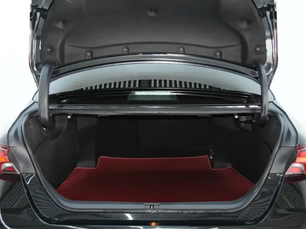 Toyota Avalon 2023 из CN, фото 2