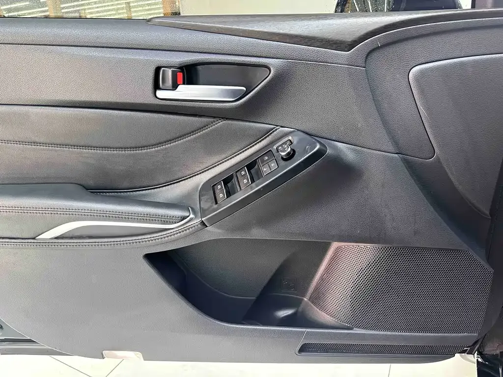 Toyota Avalon 2023 из CN, фото 9