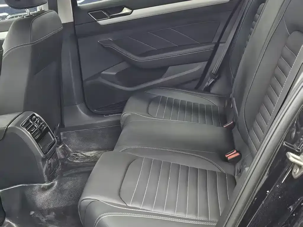 Volkswagen Magotan 2025 из CN, фото 5