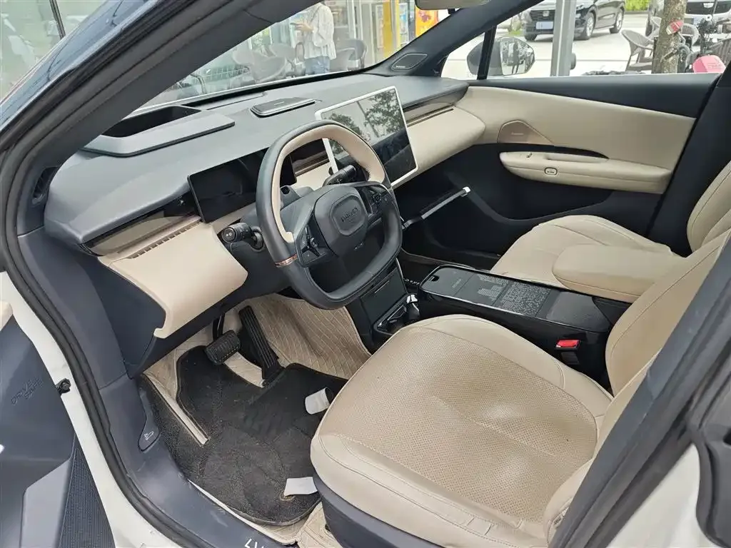 Lynk & Co Z20 2025 из CN, фото 5