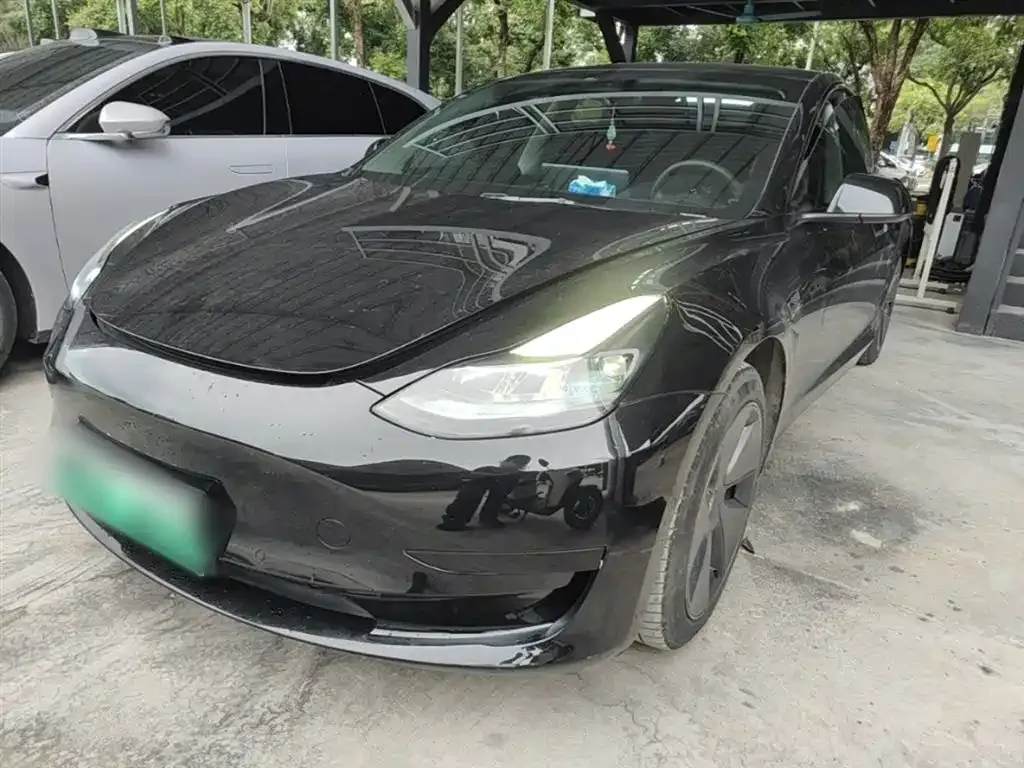 Tesla Model 3 — фото 6