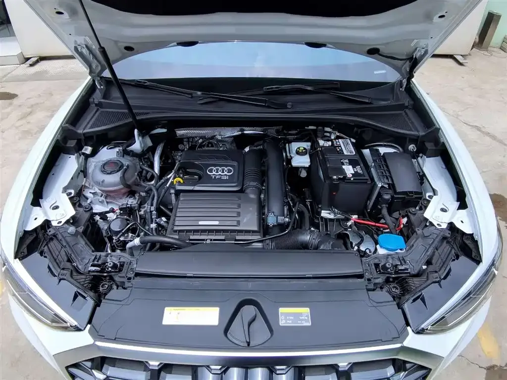 Audi Q3 2021 из CN, фото 4