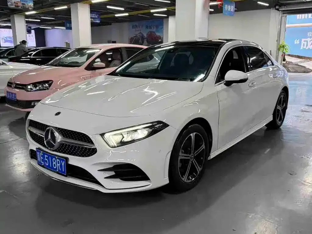 Mercedes-Benz A-Class 2023 из CN, фото 1