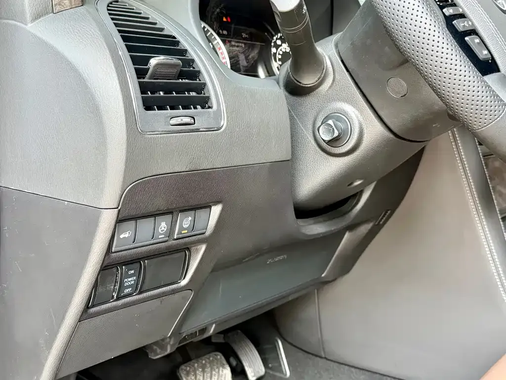 Nissan Patrol 2026 из CN, фото 4