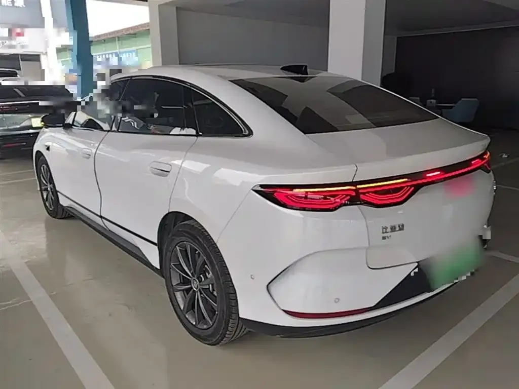 BYD Qin L — фото 3
