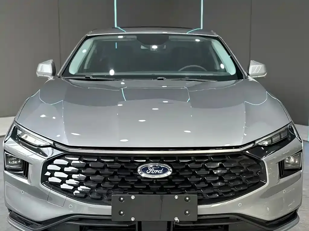 Ford Mondeo 2023 из CN, фото 8