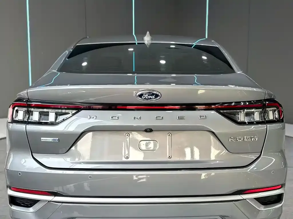 Ford Mondeo 2023 из CN, фото 7