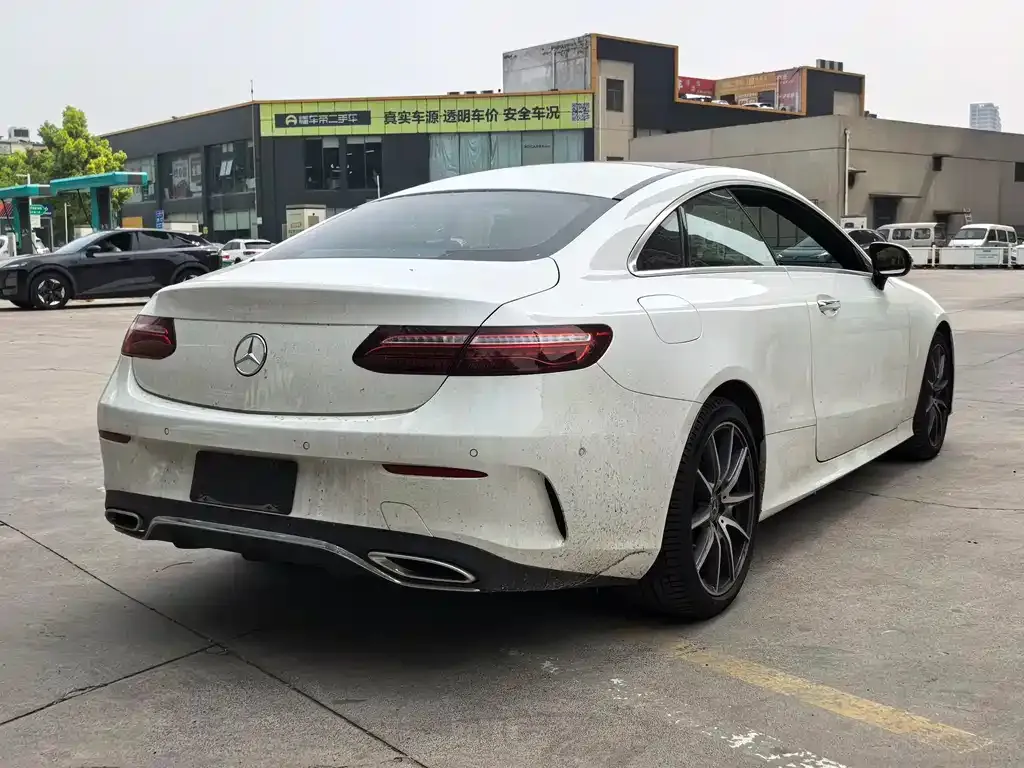 Mercedes-Benz E-Class (Import) — фото 10