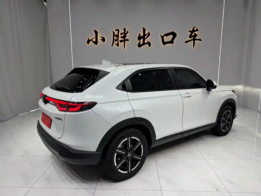 Honda Vezel 2024 из CN, фото 2