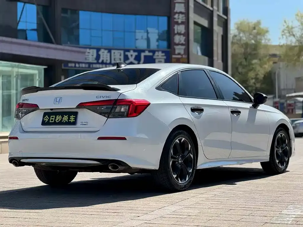 Honda Civic 2023 из CN, фото 10
