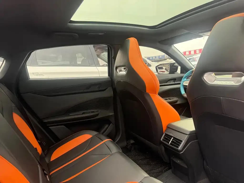 Changan UNI-V 2025 из CN, фото 10