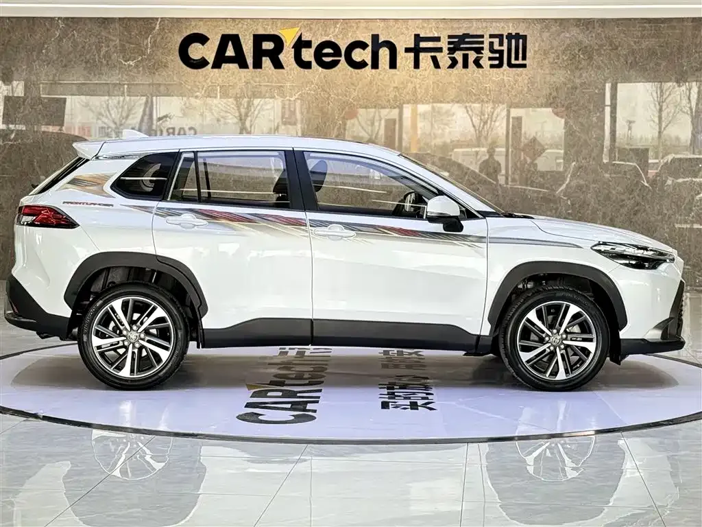 Toyota Frontlander 2022 из CN, фото 10