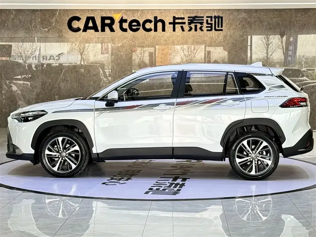 Toyota Frontlander 2022 из CN, фото 3