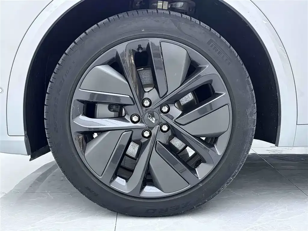 Li Auto L8 2023 из CN, фото 6