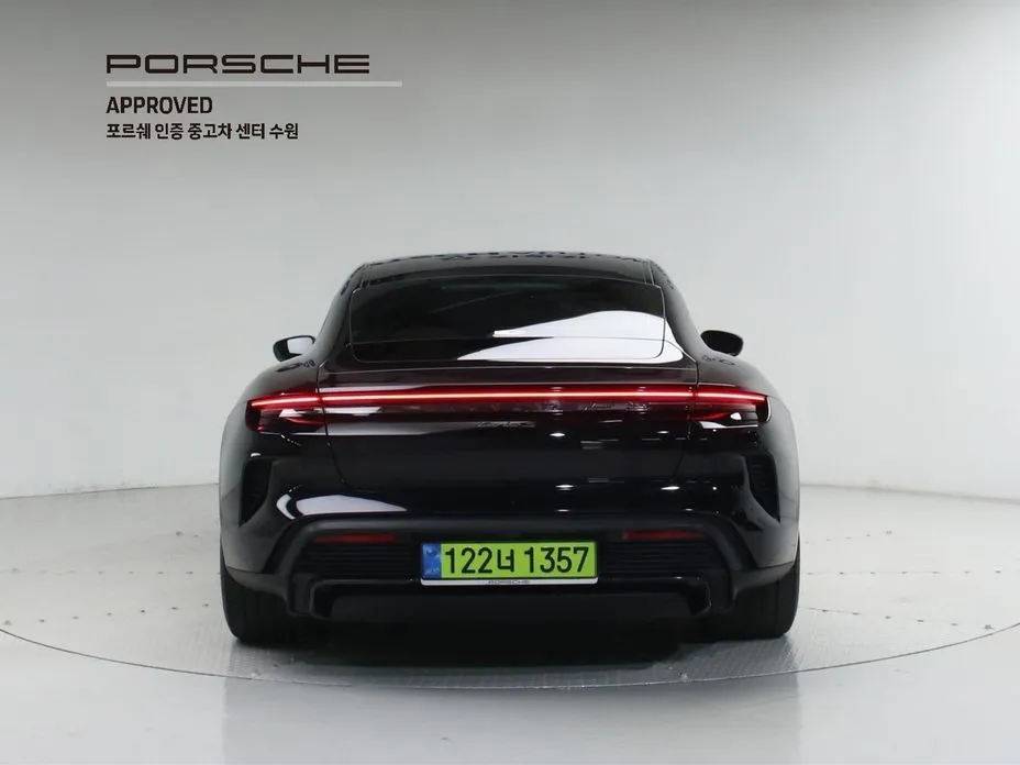 Porsche Taycan 2025 из KR, фото 6