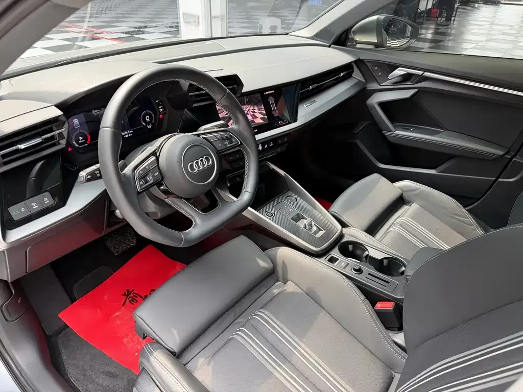 Audi A3 — фото 9