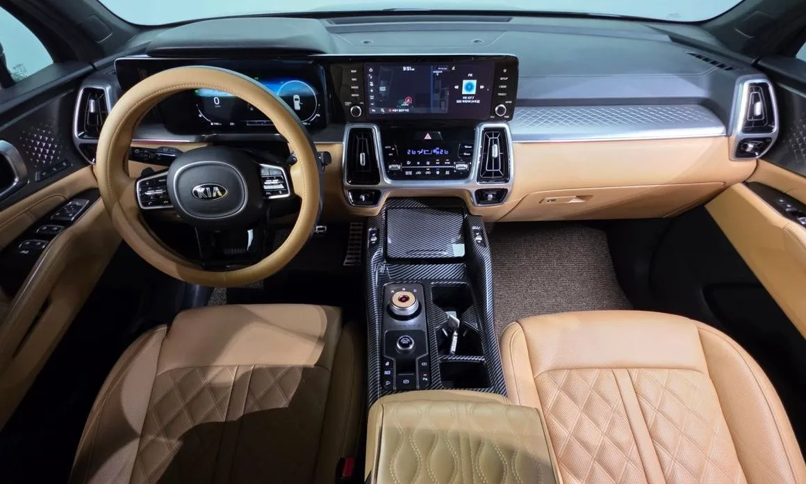 Kia Sorento — фото 8