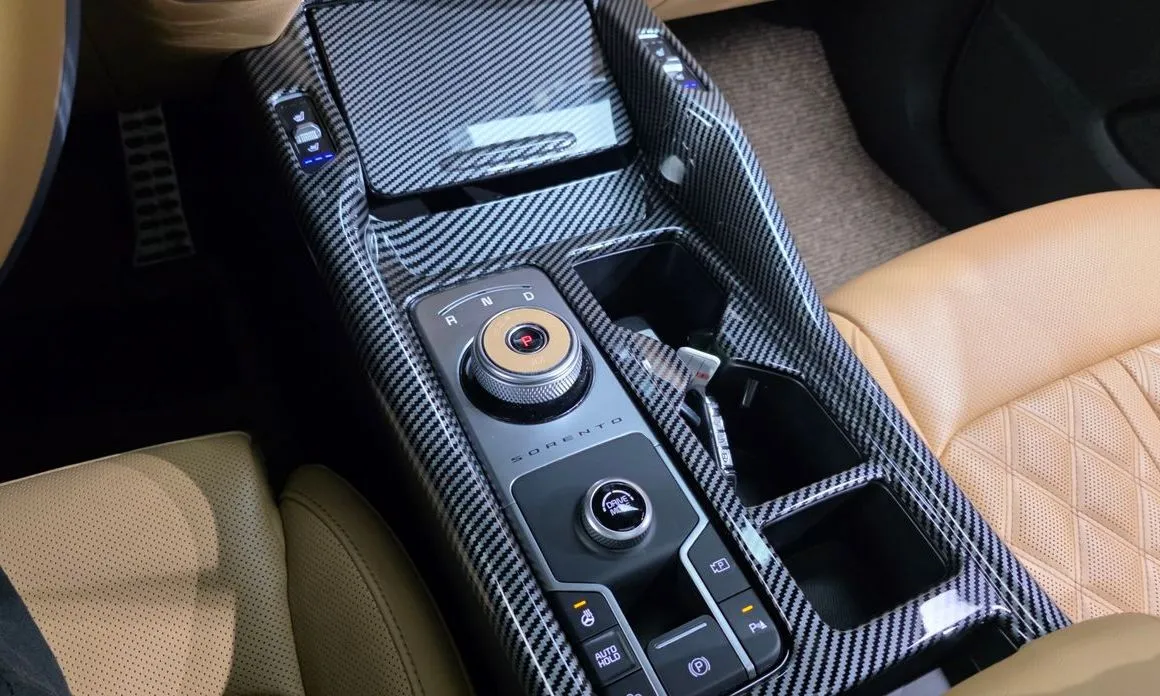 Kia Sorento — фото 9