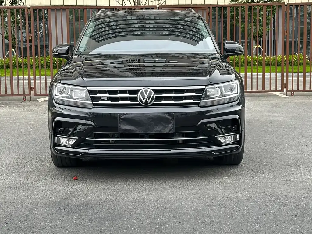 Volkswagen Tiguan L 2021 из CN, фото 9