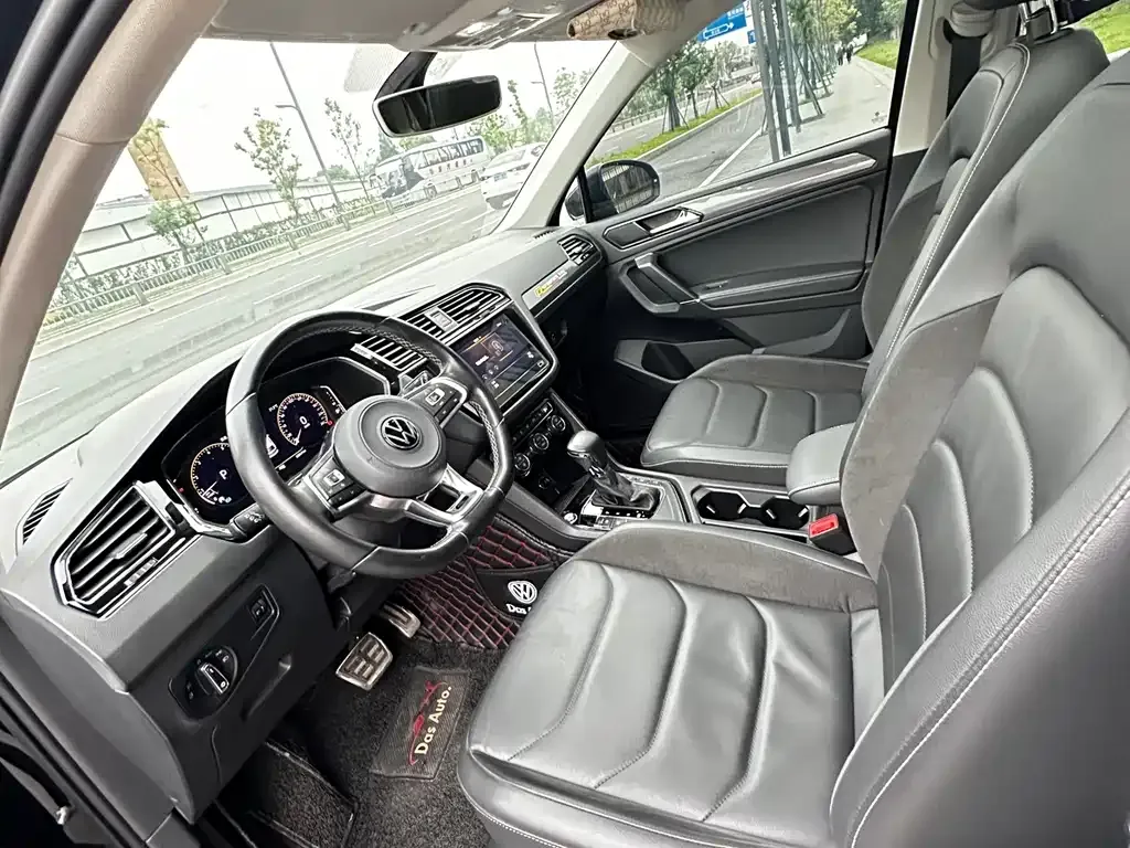 Volkswagen Tiguan L 2021 из CN, фото 8