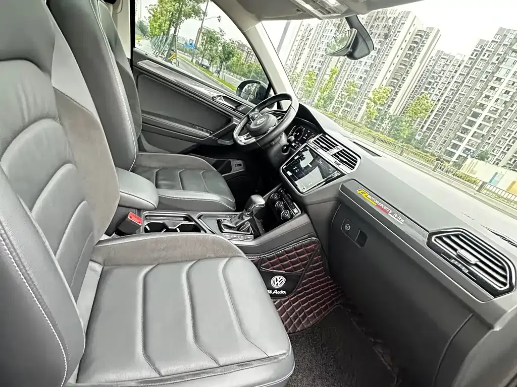 Volkswagen Tiguan L 2021 из CN, фото 6