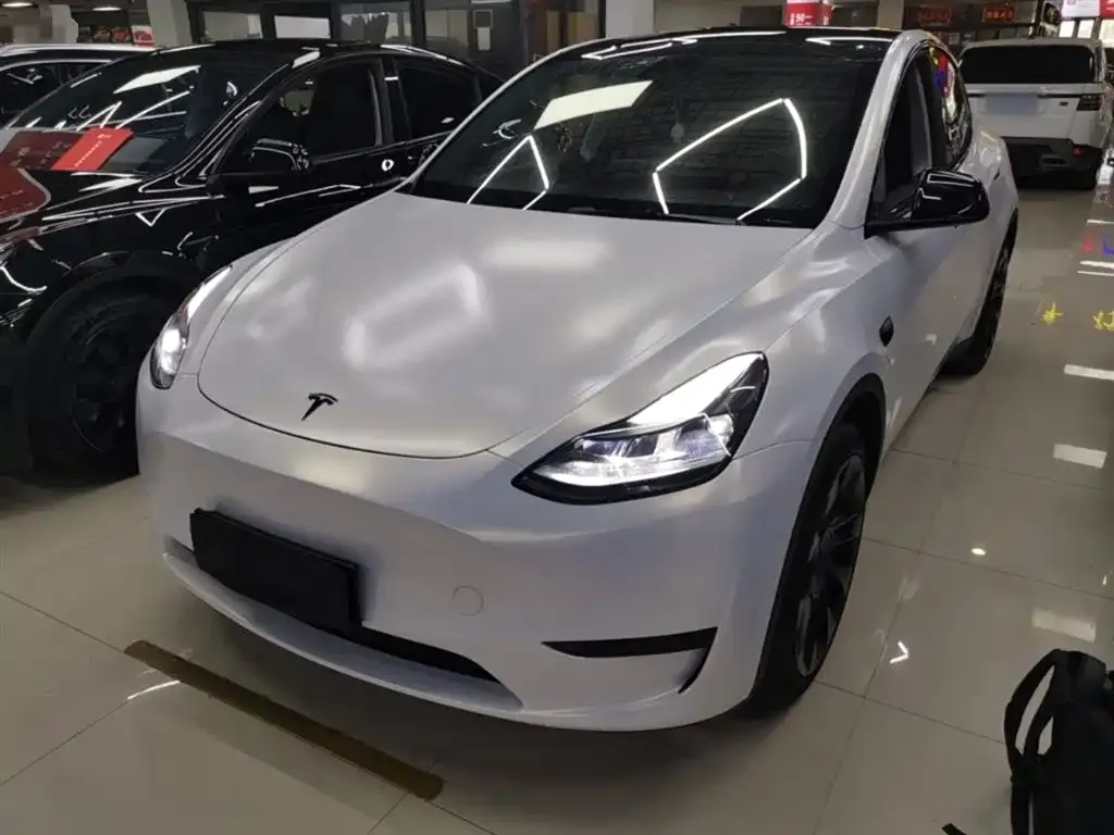 Tesla Model Y — фото 5