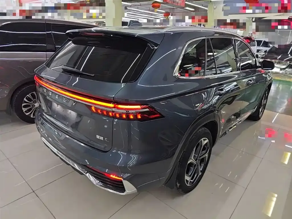 Geely Xingyue L — фото 10