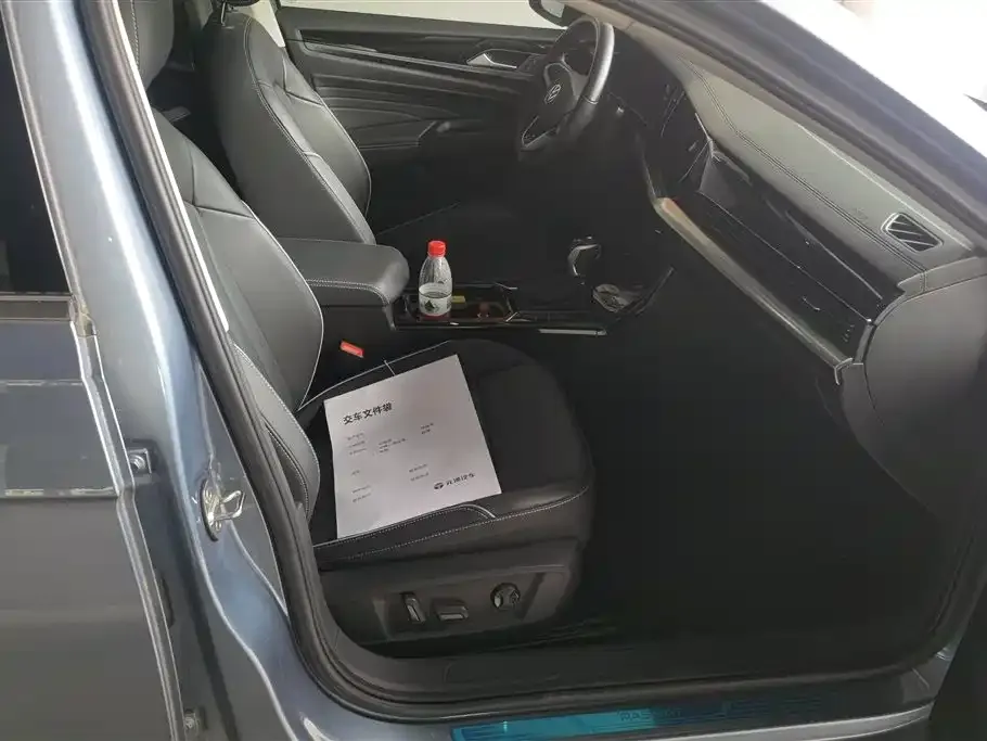 Volkswagen Passat — фото 3
