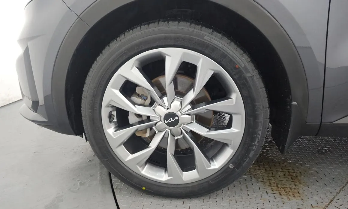 Kia Sorento — фото 5