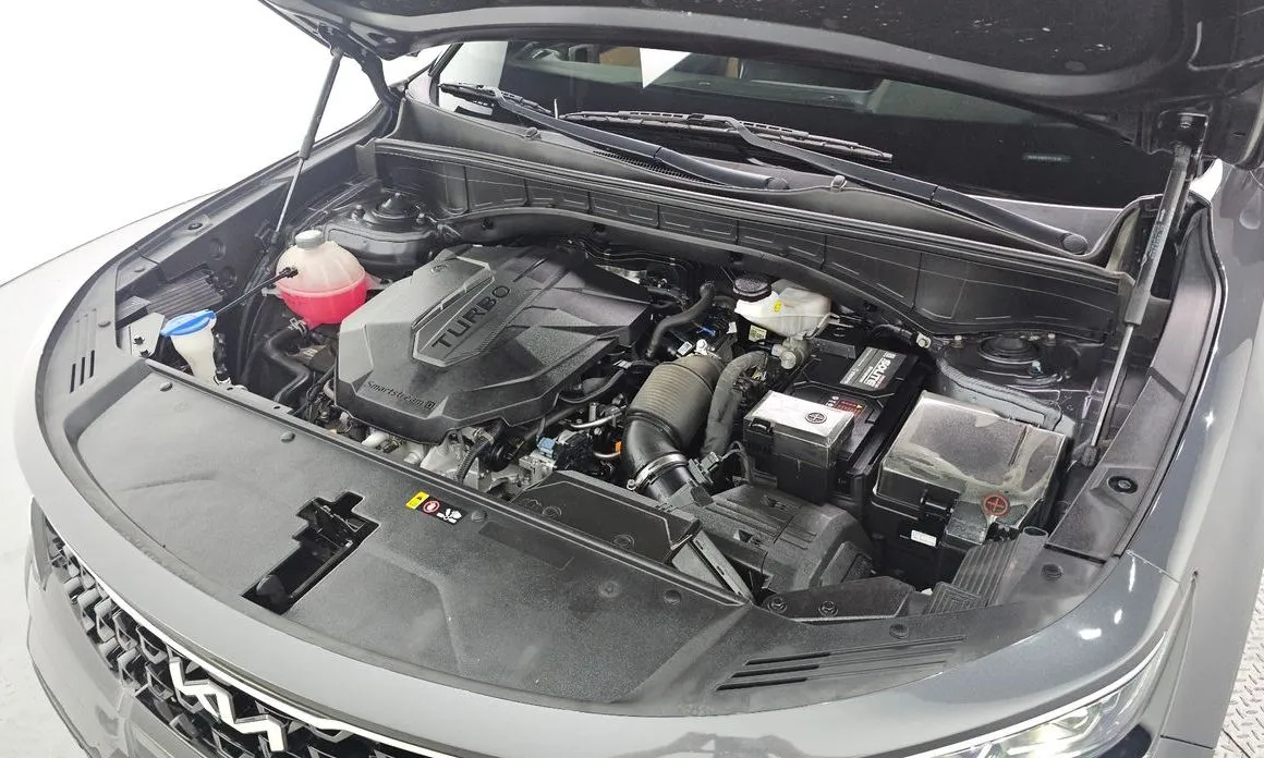 Kia Sorento — фото 6