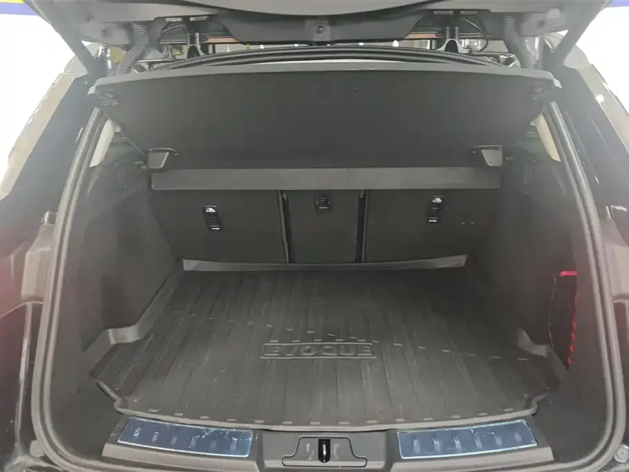 Land Rover Evoque 2023 из CN, фото 5